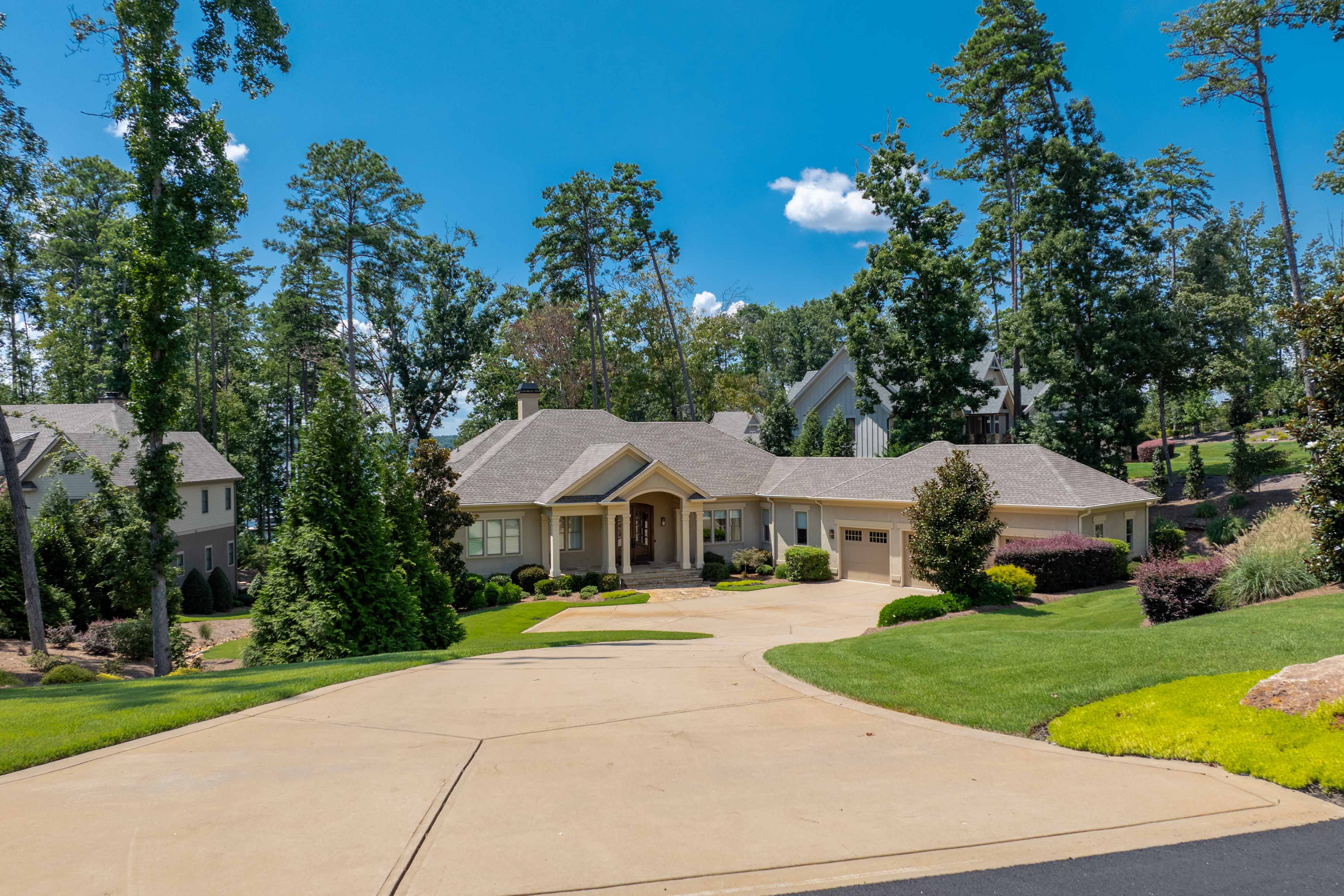 2711 Linger Longer Drive image 35